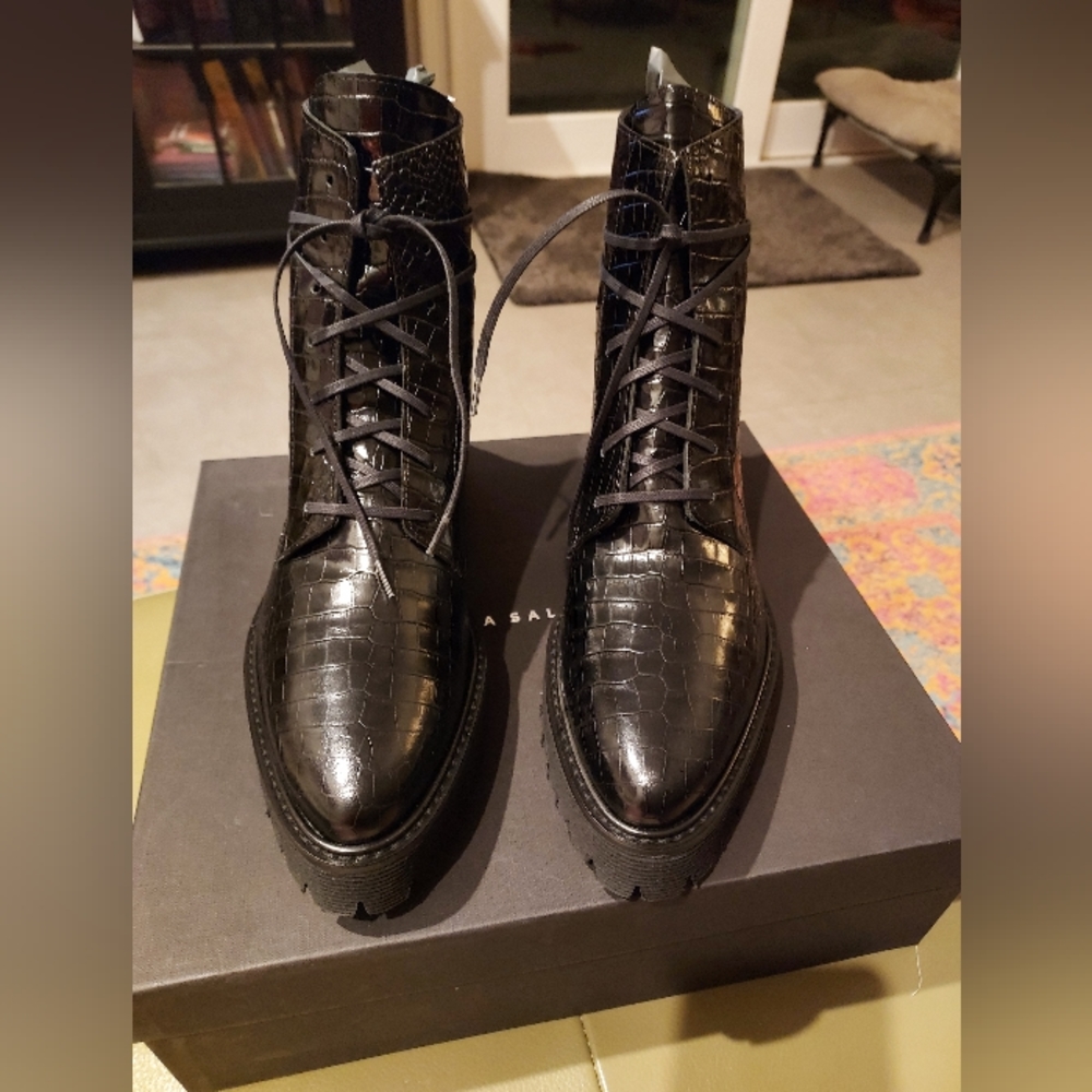 NIB Freda Salvador EMI Lug sole lace up combat boots, size 8.5 - Picture 4 of 10